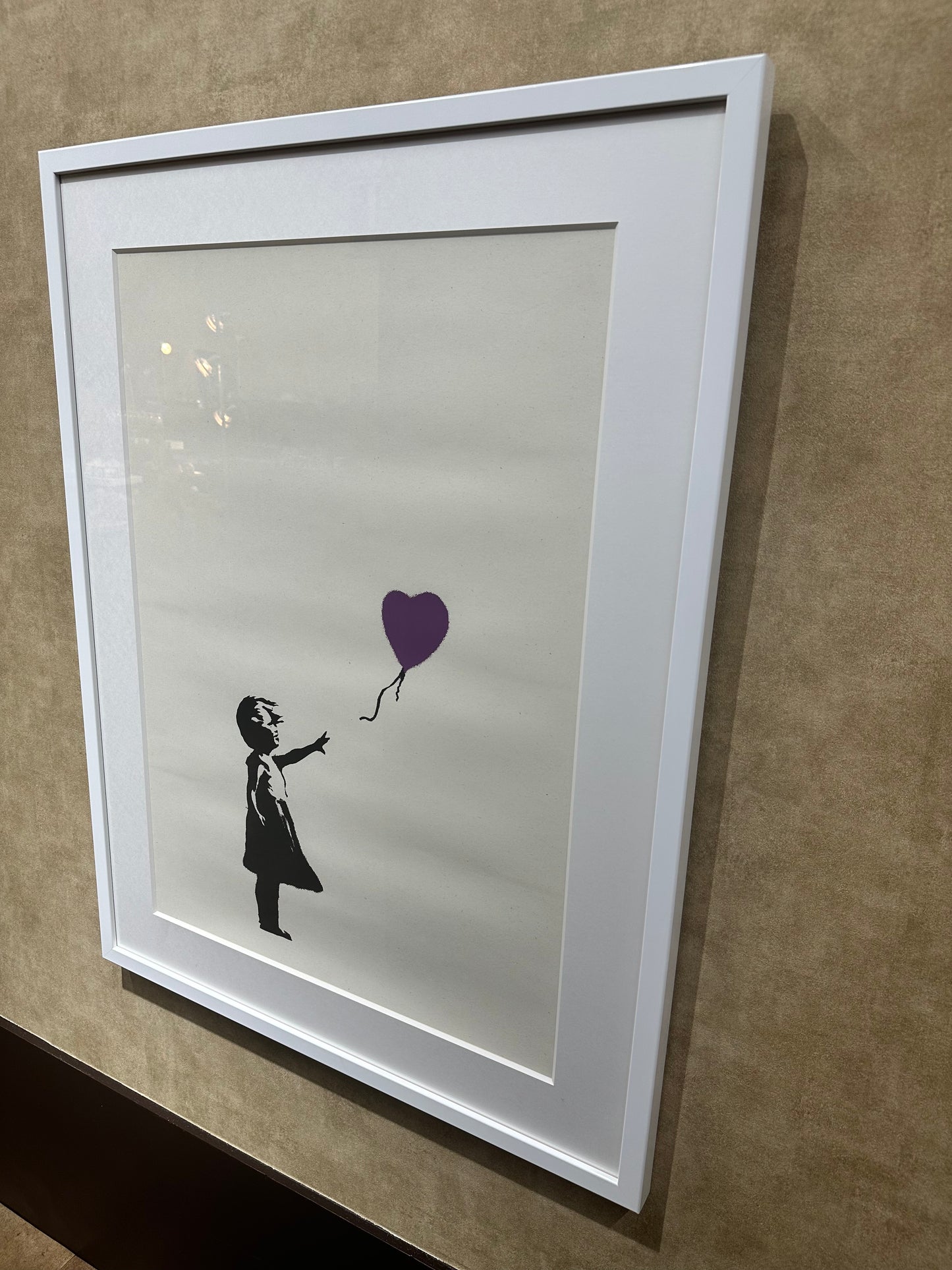 GIRL WITH BALLOON(purple)　風船と少女